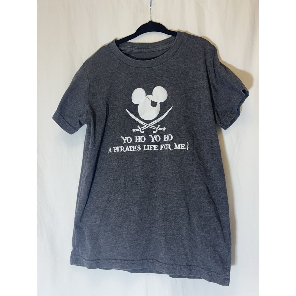 A Pirate's‎ Life For Me shirt Disney Adult Youth Pirates of the Carribean Size 5